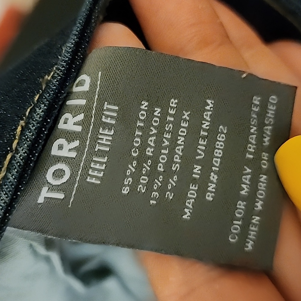 torrid #feelthefit bootcut denim - Picture 7 of 7